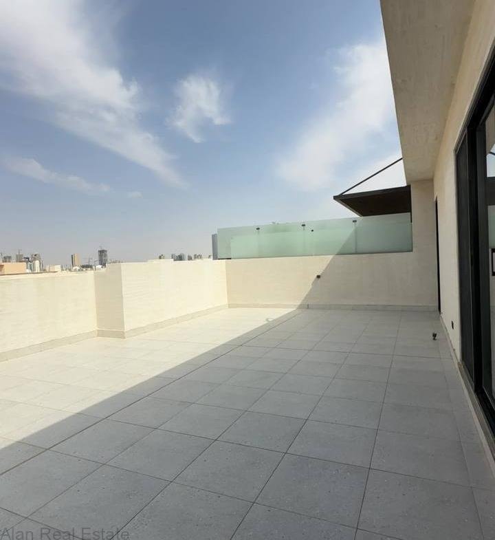 Luxury Corner House for Rent | Al Malqa