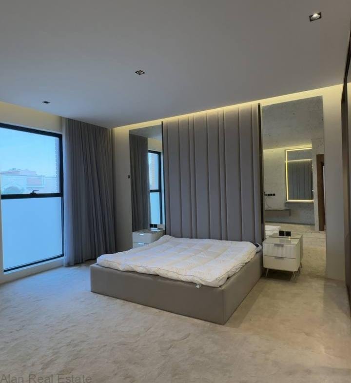 Luxury Corner House for Rent | Al Malqa