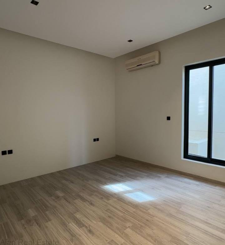 Luxury Corner House for Rent | Al Malqa