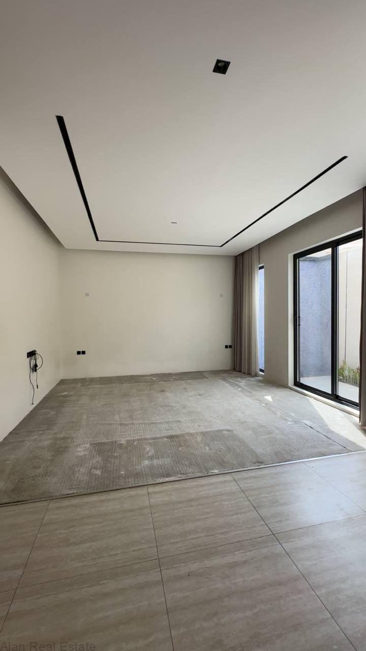 Luxury Corner House for Rent | Al Malqa