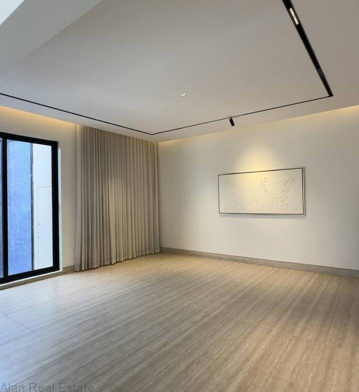 Luxury Corner House for Rent | Al Malqa