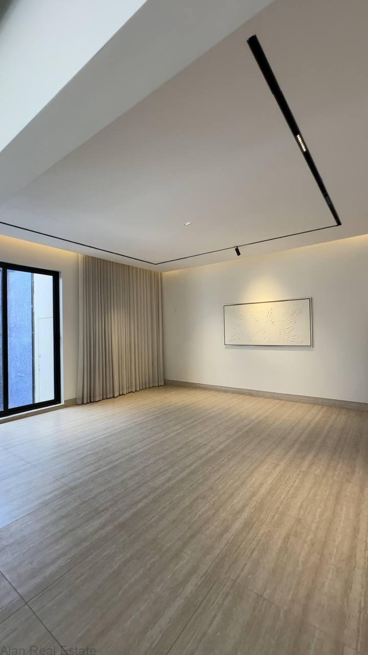 Luxury Corner House for Rent | Al Malqa